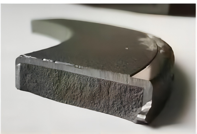 Povečanje proizvodnega izkoristka: Zakaj je CVD Solid SiC najboljša izbira za dele kritične komore